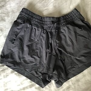Mountain hardware hiking Shorts